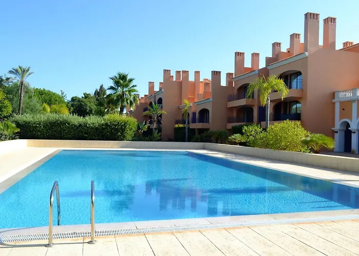 Golf F5 By Garvetur * Vilamoura